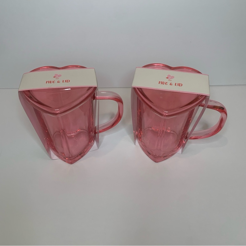 Target Bullseye Playground Valentines Glass Heart Shaped Mug With Lid, Set of 2